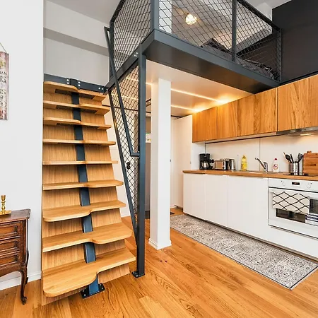 ホテル ライトハウス