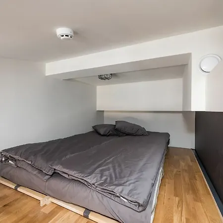 Lighthouse מלון טאלין